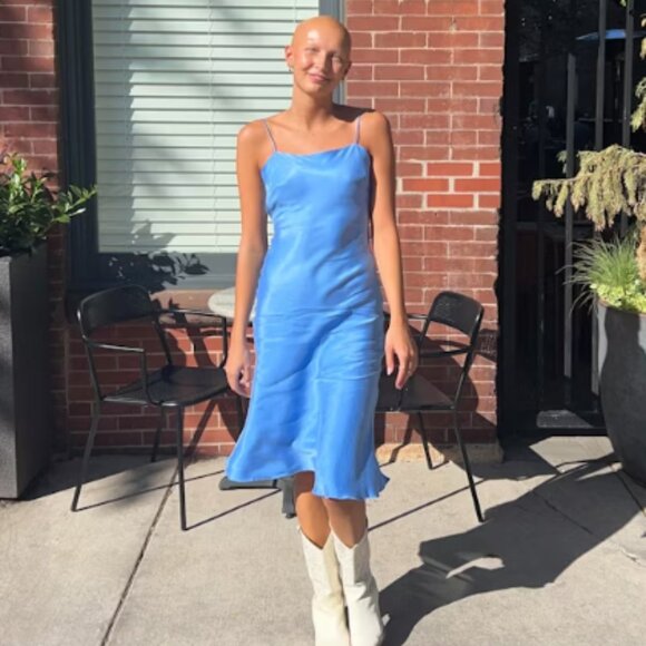 In Search Of - Dream Dress Midi Sky XXL - Picture 2 of 2